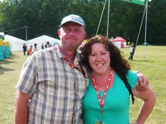 Ahhh Campsite Manager Dave with volunteer manager Jo 
