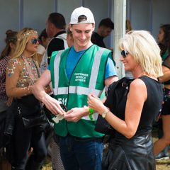 2016 v festival south hotbox events staff and volunteers 033 