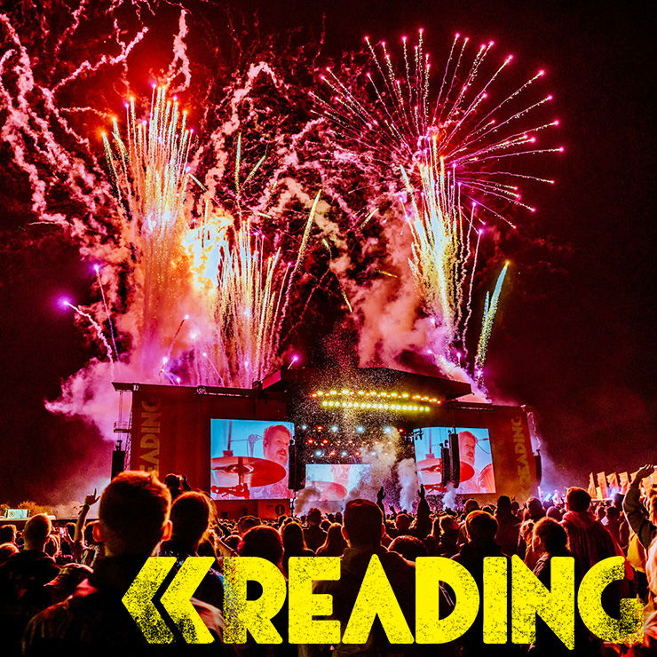 Volunteer at Reading Festival with Hotbox Events - Stage photo with festival logo - v2022001 740PxSq72Dpi